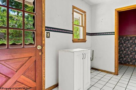 30 Cleveland Avenue Clarksburg WV 26301