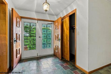 30 Cleveland Avenue Clarksburg WV 26301