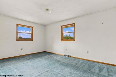 30 Cleveland Avenue Clarksburg WV 26301