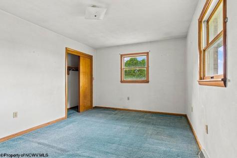 30 Cleveland Avenue Clarksburg WV 26301