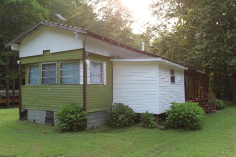 2005 Cleveland Road Hacker Valley WV 26222