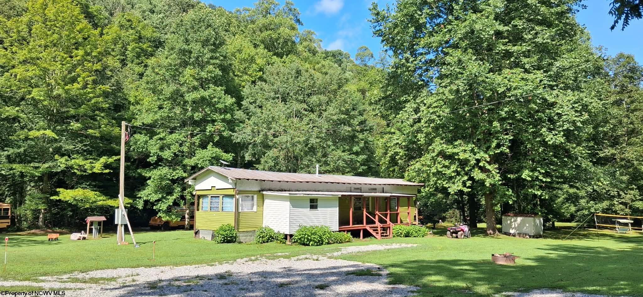 2005 Cleveland Road Hacker Valley WV 26222