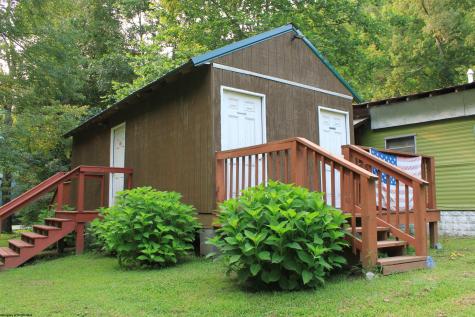 2005 Cleveland Road Hacker Valley WV 26222