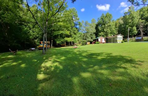 2005 Cleveland Road Hacker Valley WV 26222