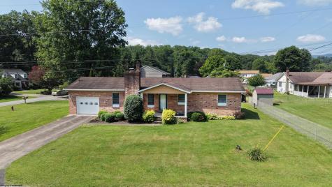 202 Robin Hood Lane Elkins WV 26241