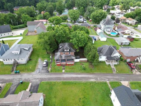 117 Newton Avenue Bridgeport WV 26330