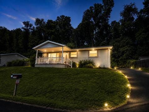 2112 Cherry Street Morgantown WV 26505