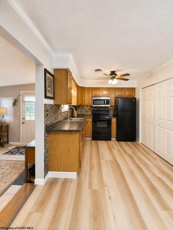 2112 Cherry Street Morgantown WV 26505