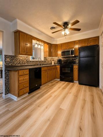2112 Cherry Street Morgantown WV 26505