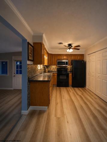 2112 Cherry Street Morgantown WV 26505