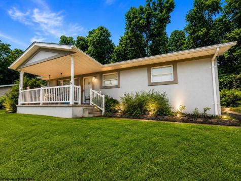 2112 Cherry Street Morgantown WV 26505