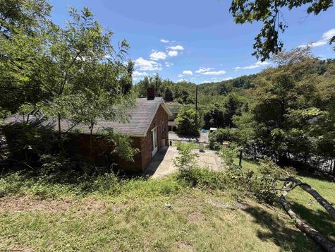 292 Sterling Road Fairmont WV 26554