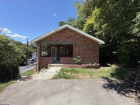 292 Sterling Road Fairmont WV 26554
