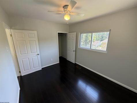 292 Sterling Road Fairmont WV 26554