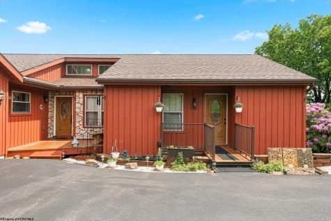1122 Queens Court Morgantown WV 26508