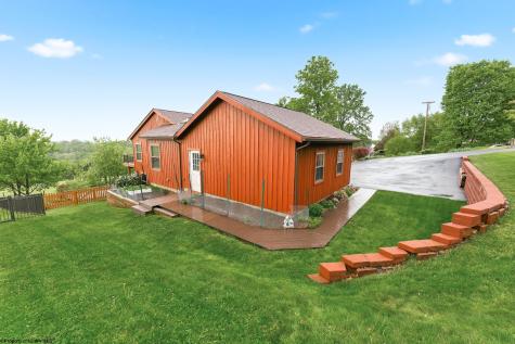 1122 Queens Court Morgantown WV 26508