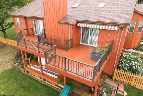 1122 Queens Court Morgantown WV 26508