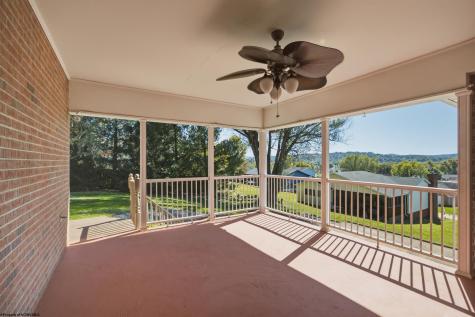 904 Worthington Drive Bridgeport WV 26330