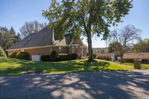 904 Worthington Drive Bridgeport WV 26330