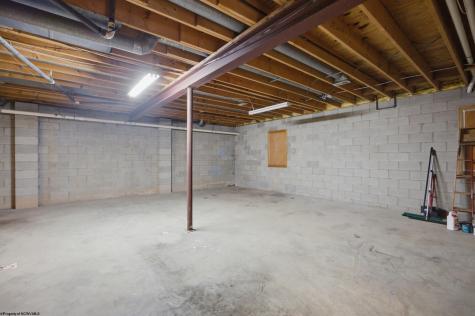 904 Worthington Drive Bridgeport WV 26330