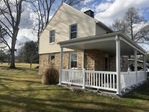 275 S Road Arthurdale WV 26520