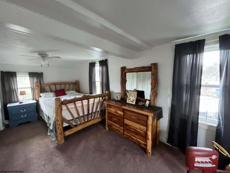 275 S Road Arthurdale WV 26520