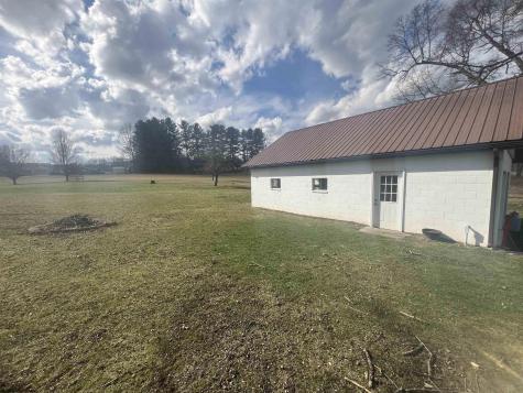 275 S Road Arthurdale WV 26520