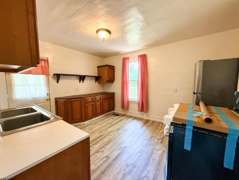 129 Thorn Street Clarksburg WV 26301