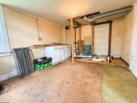 129 Thorn Street Clarksburg WV 26301