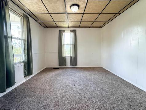 129 Thorn Street Clarksburg WV 26301