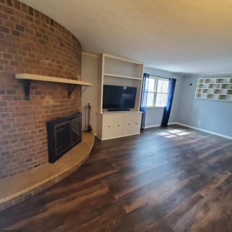 356 Bearhunter Estates Elkins WV 26241