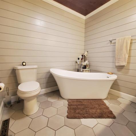 356 Bearhunter Estates Elkins WV 26241