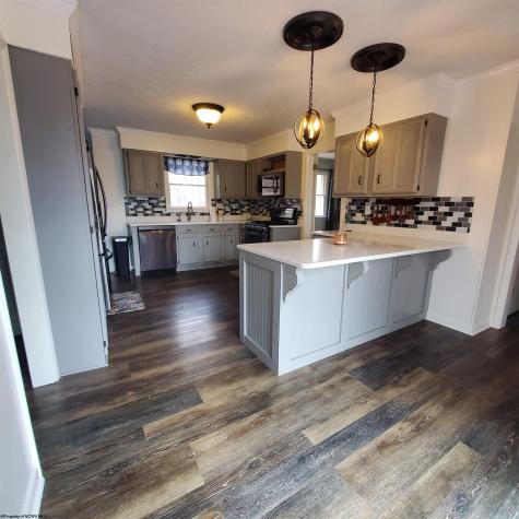 356 Bearhunter Estates Elkins WV 26241