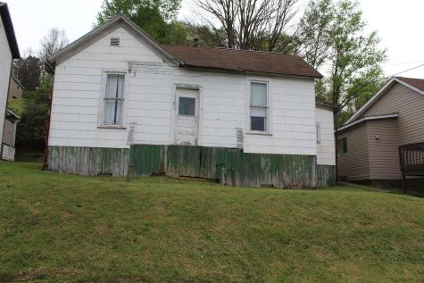 3418 Central Street Farmington WV 26571
