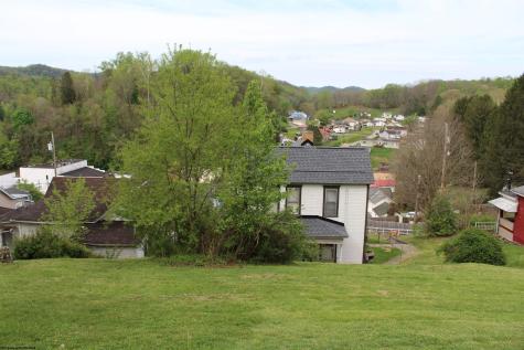 3418 Central Street Farmington WV 26571