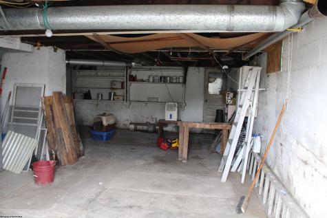 3418 Central Street Farmington WV 26571