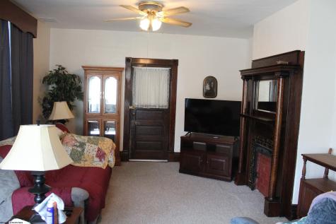 3418 Central Street Farmington WV 26571