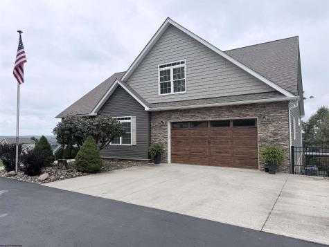 10 Pointe Drive Morgantown WV 26508