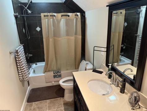 10 Pointe Drive Morgantown WV 26508