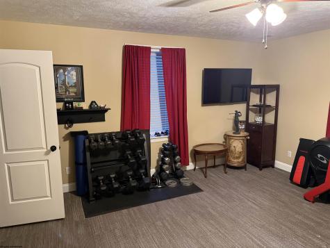 10 Pointe Drive Morgantown WV 26508