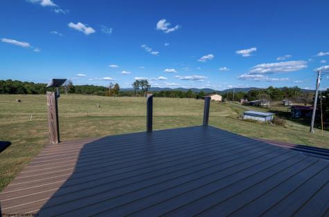 1586 Vannoys Mill Road Belington WV 26250