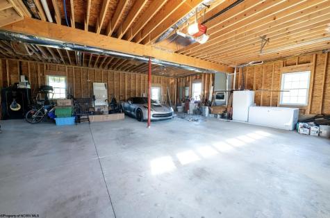 1586 Vannoys Mill Road Belington WV 26250