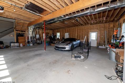 1586 Vannoys Mill Road Belington WV 26250