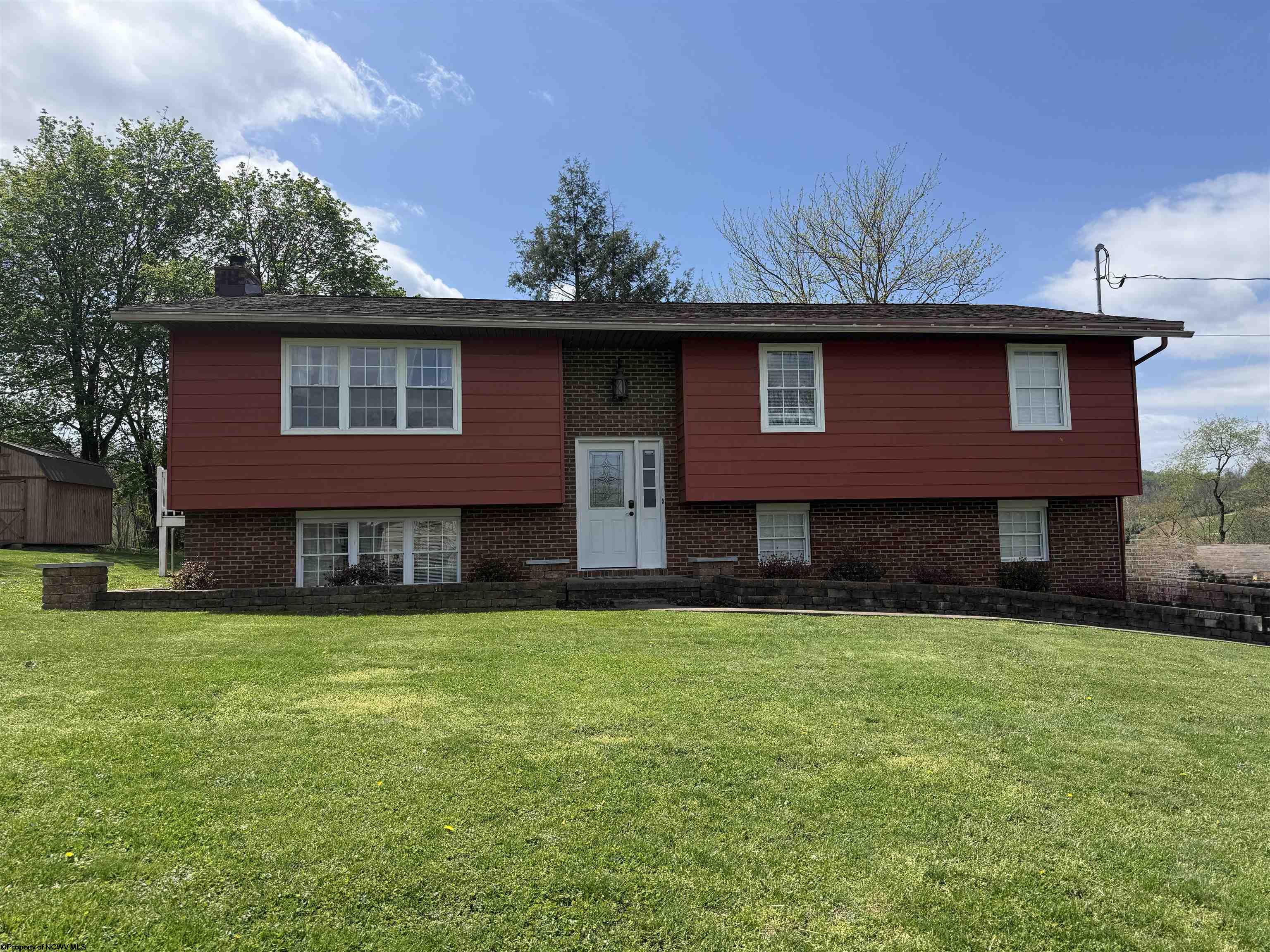 189 Meadow View Lane Morgantown WV 26508