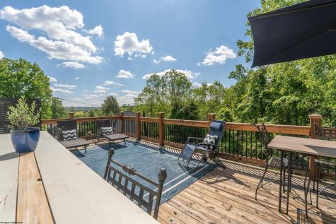 14 Sunset Drive Fairmont WV 26554