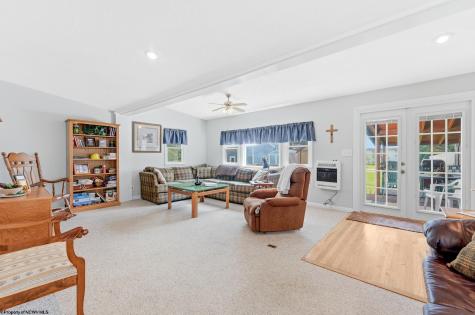 439 Kent Avenue Davis WV 26260
