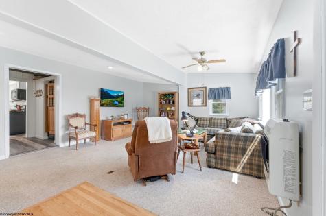 439 Kent Avenue Davis WV 26260