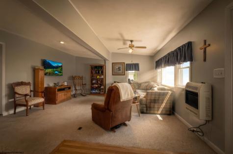 439 Kent Avenue Davis WV 26260