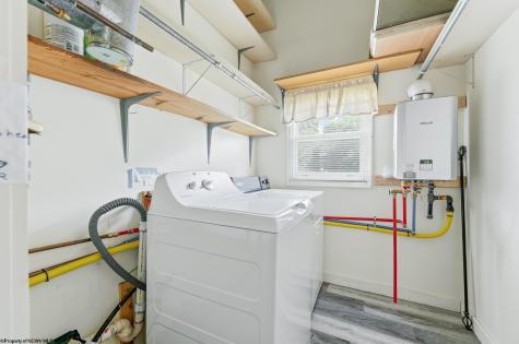 439 Kent Avenue Davis WV 26260