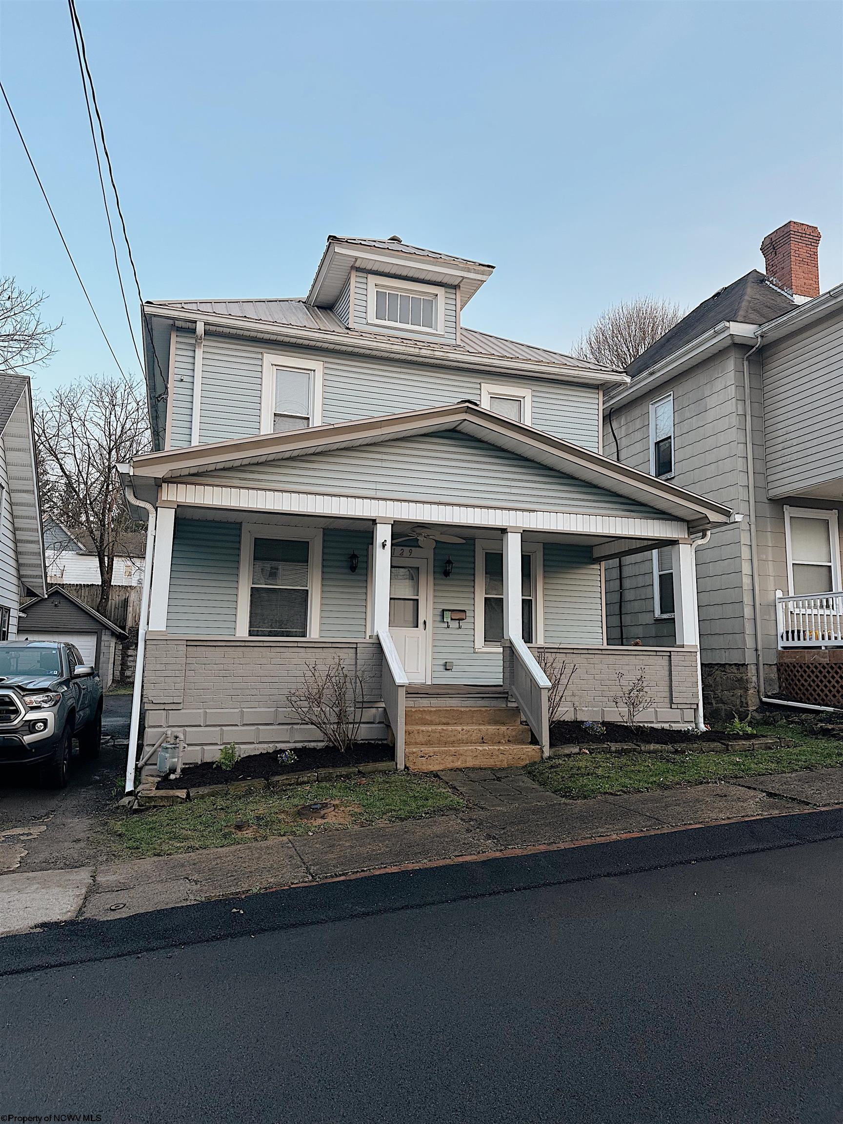 129 Elkins Street Fairmont WV 26554